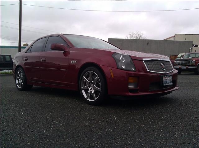 Cadillac CTS CE Van Sedan