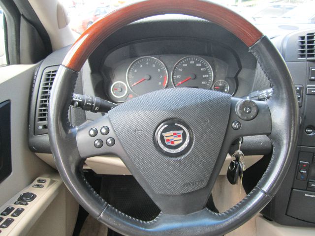 Cadillac CTS 2005 photo 13