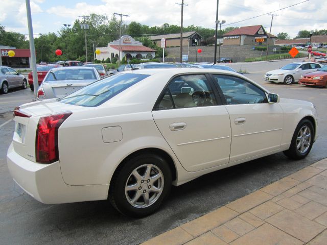 Cadillac CTS 2005 photo 3