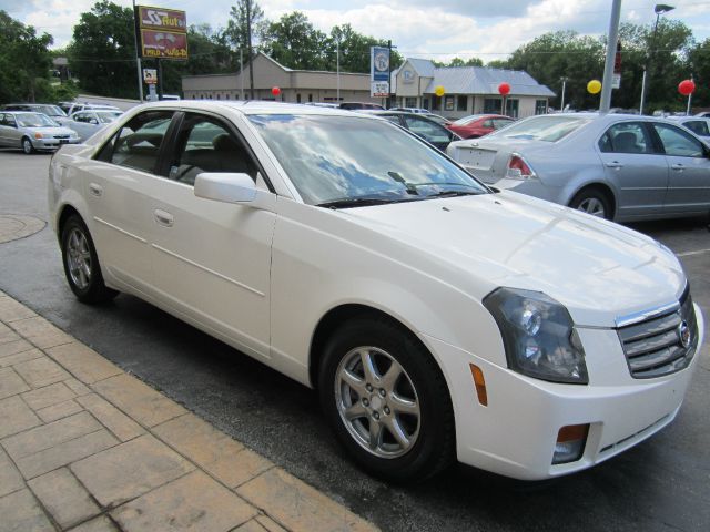 Cadillac CTS 2005 photo 9