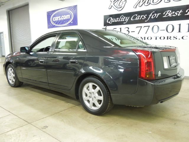 Cadillac CTS 2005 photo 2