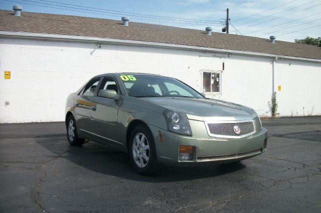 Cadillac CTS 2005 photo 2