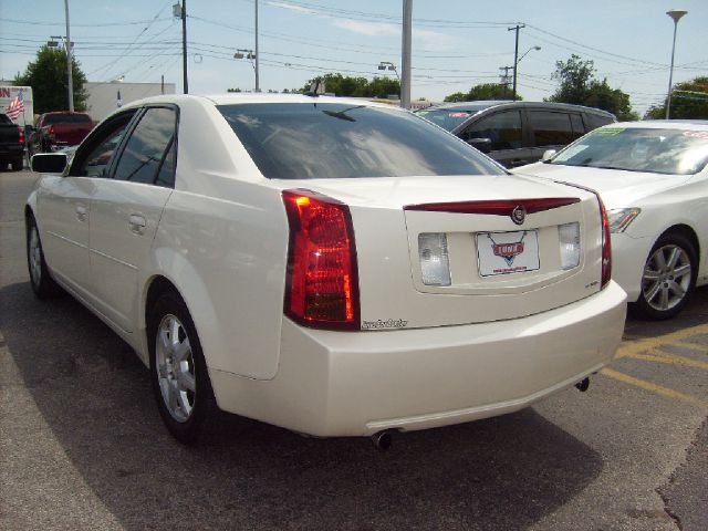 Cadillac CTS 2005 photo 1