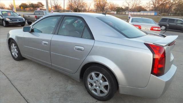 Cadillac CTS Hybrid SUV Sedan