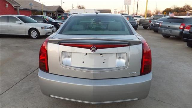 Cadillac CTS 2005 photo 2