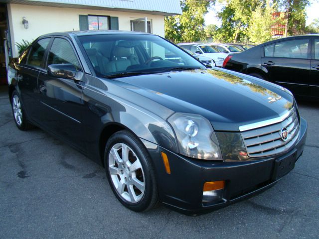 Cadillac CTS 2005 photo 2