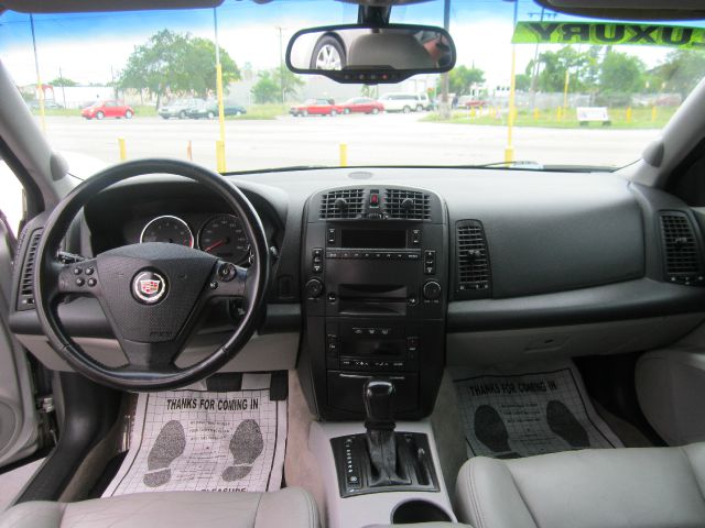 Cadillac CTS 2005 photo 12