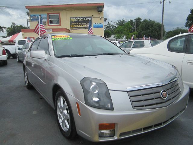 Cadillac CTS 2005 photo 13