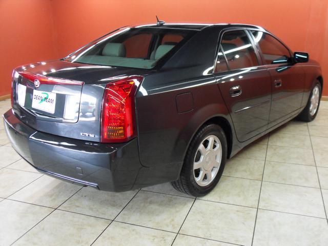 Cadillac CTS 2005 photo 2