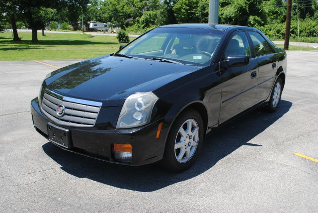 Cadillac CTS 2005 photo 2