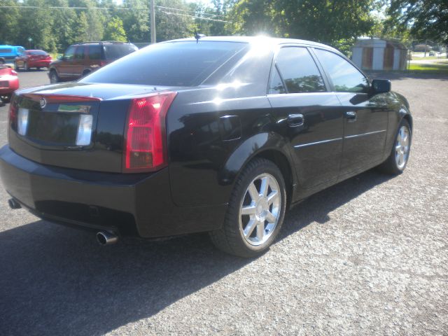 Cadillac CTS 2005 photo 2