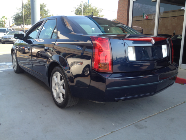 Cadillac CTS Unknown Sedan