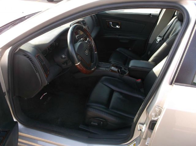 Cadillac CTS 2005 photo 2