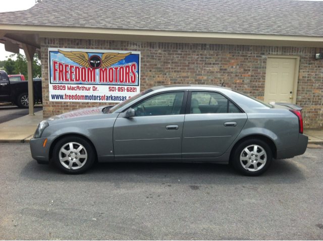 Cadillac CTS 2006 photo 2