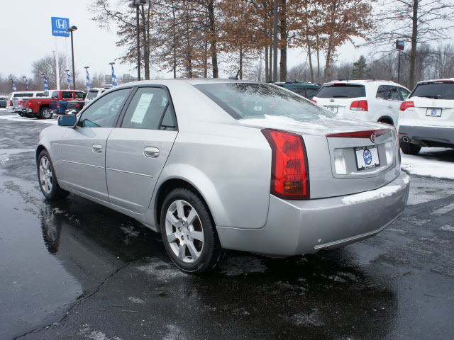 Cadillac CTS 2006 photo 2