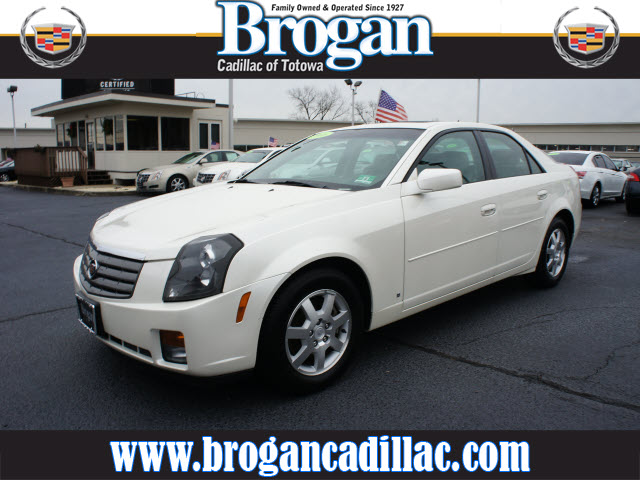 Cadillac CTS Base Unspecified