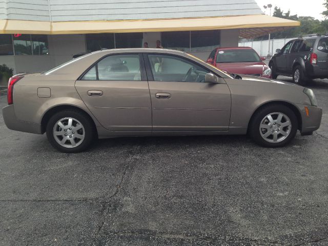 Cadillac CTS Hybrid SUV Sedan