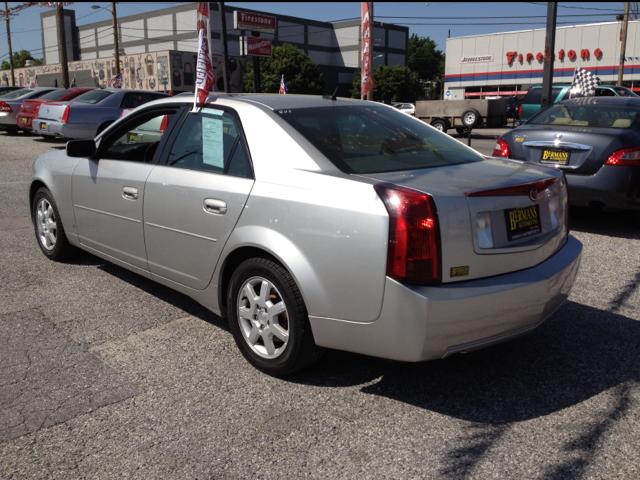 Cadillac CTS 2006 photo 2