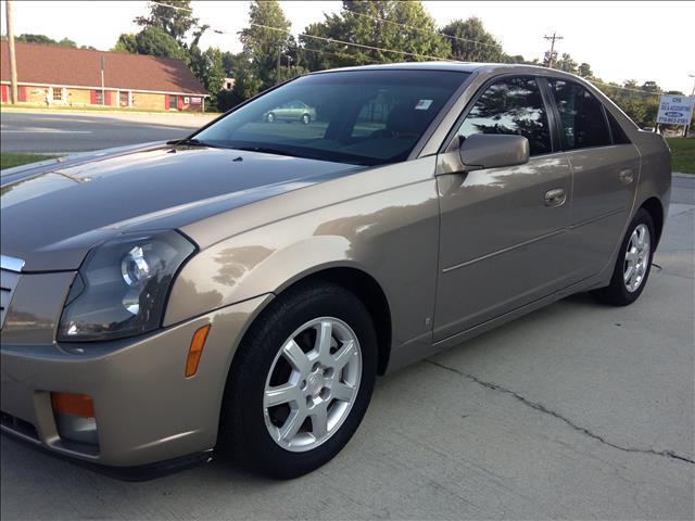 Cadillac CTS 2006 photo 2