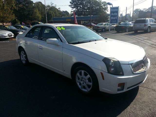 Cadillac CTS 2006 photo 2