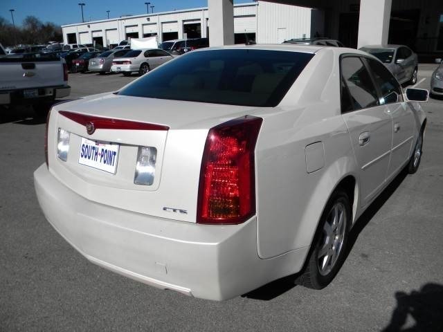 Cadillac CTS 2006 photo 2