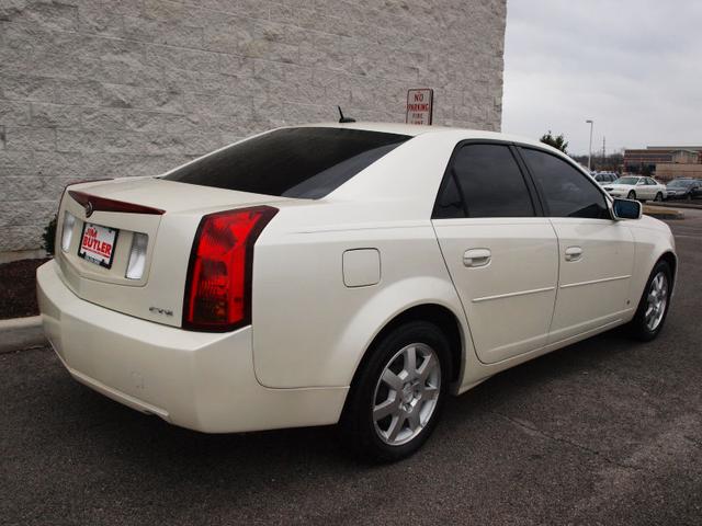 Cadillac CTS 2006 photo 2