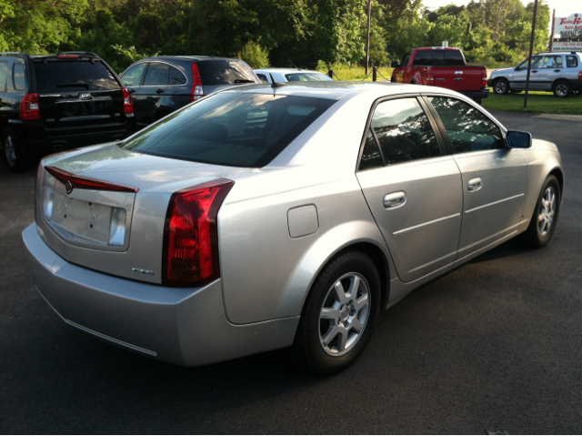 Cadillac CTS 2006 photo 2