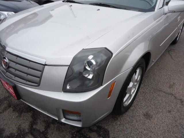 Cadillac CTS 2006 photo 2