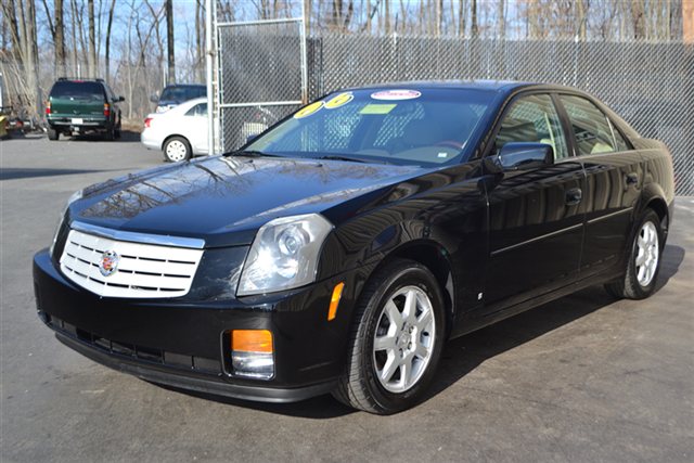 Cadillac CTS 2006 photo 2