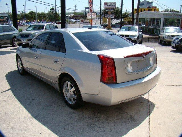 Cadillac CTS 2006 photo 2