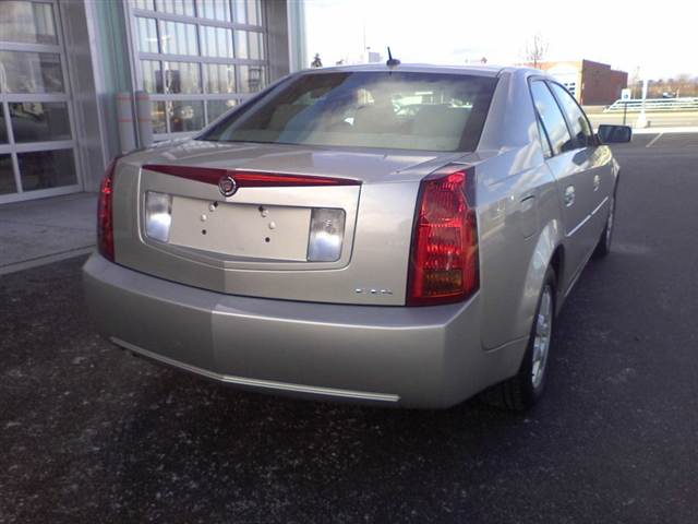 Cadillac CTS 2006 photo 2