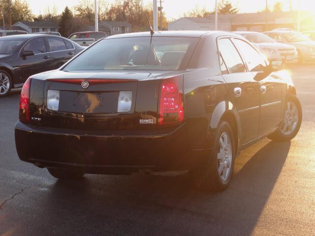 Cadillac CTS 2007 photo 2