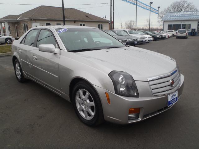 Cadillac CTS 2007 photo 2