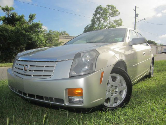 Cadillac CTS Hybrid SUV Sedan