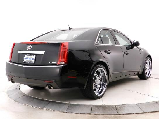 Cadillac CTS 2008 photo 2