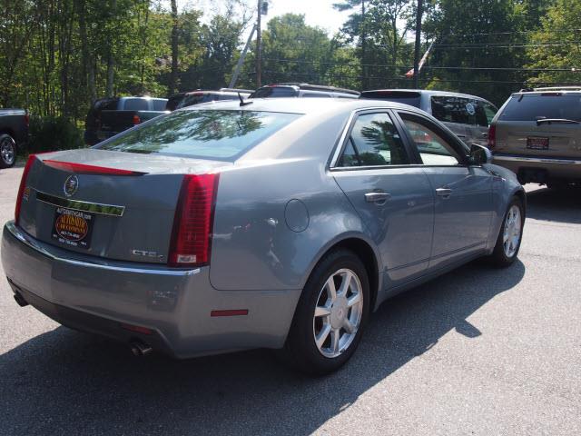 Cadillac CTS 2008 photo 2