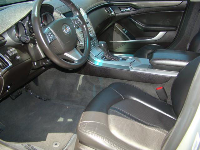 Cadillac CTS 2009 photo 2