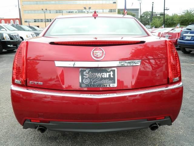 Cadillac CTS 2010 photo 4