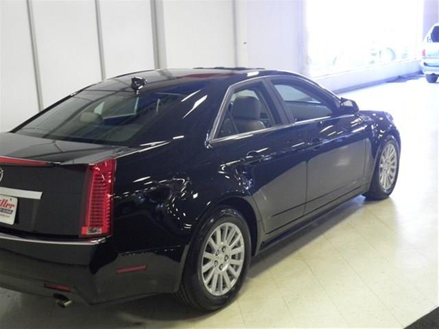 Cadillac CTS 2010 photo 11