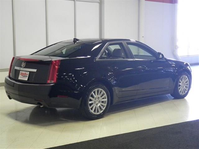 Cadillac CTS 2010 photo 3