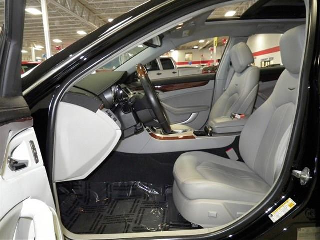 Cadillac CTS 2010 photo 45