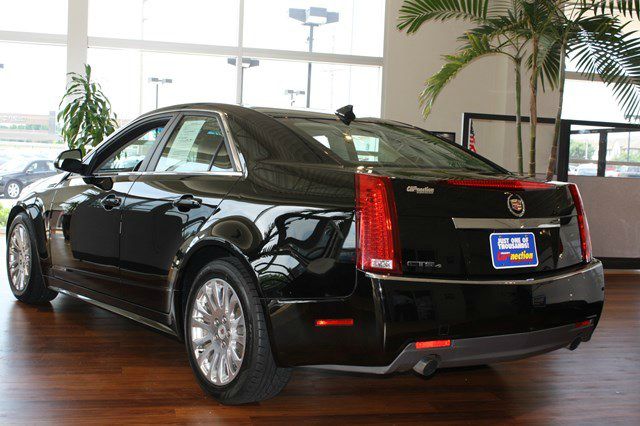 Cadillac CTS 2010 photo 7