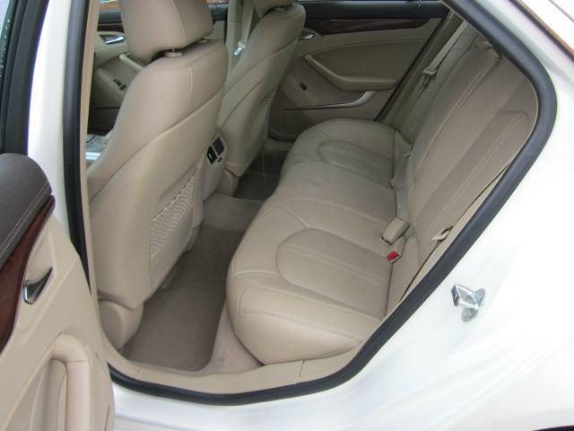 Cadillac CTS 2010 photo 3