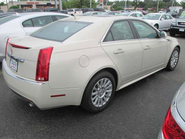 Cadillac CTS 2010 photo 15