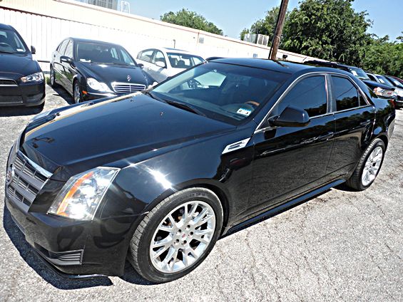 Cadillac CTS 2010 photo 1