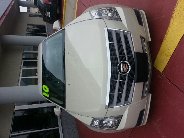 Cadillac CTS 2010 photo 1