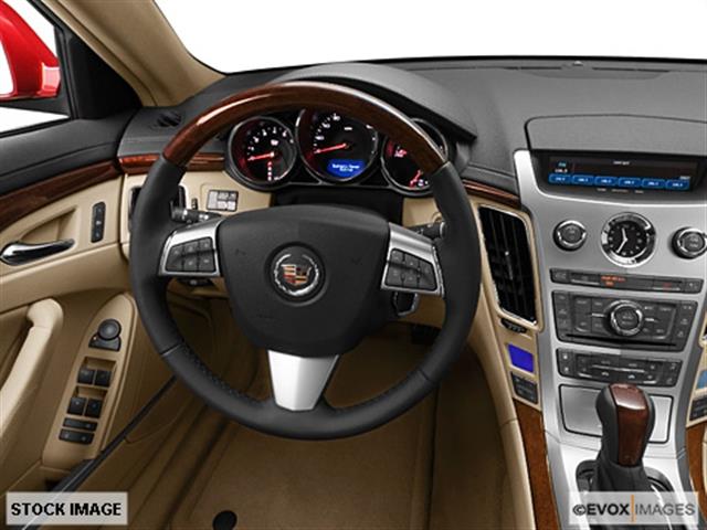 Cadillac CTS 2010 photo 1