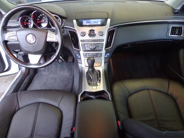 Cadillac CTS 2010 photo 1