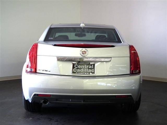 Cadillac CTS 2011 photo 4