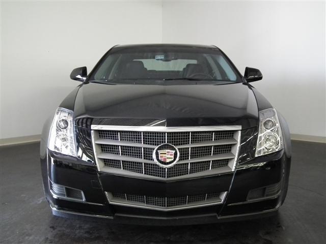 Cadillac CTS 2011 photo 1